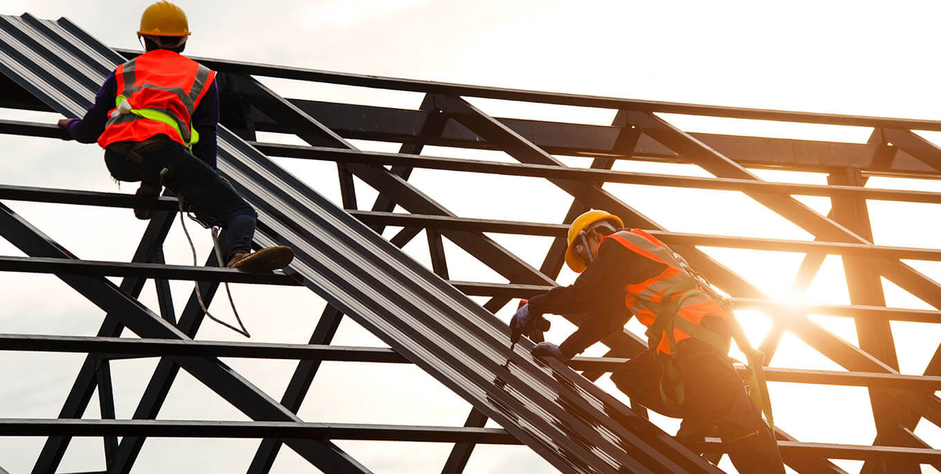 Commercial metal roof installation in Mississauga