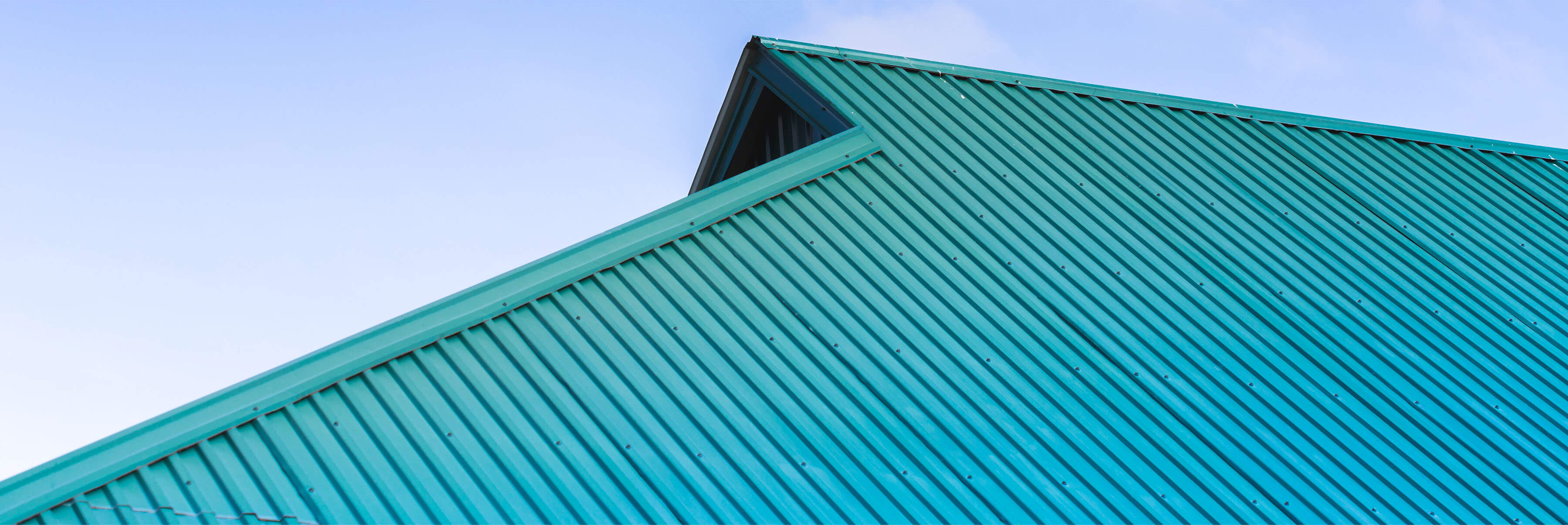Commercial metal roof in Mississauga, Ontario